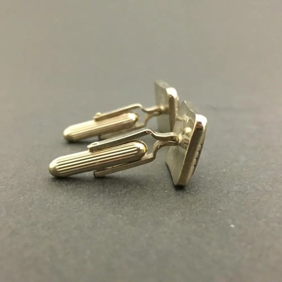 BURBERRY Gold Tone Cufflinks /7R0461 - Picture 3 of 7